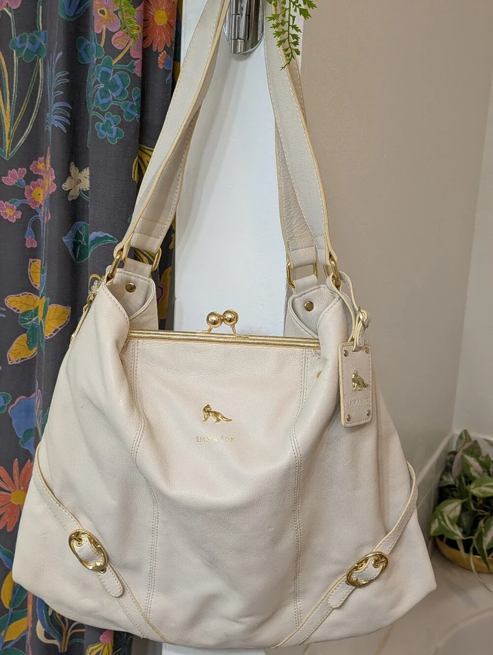 Emma Fox Ivory Pebbled Leather Kiss-Lock Shoulder Bag